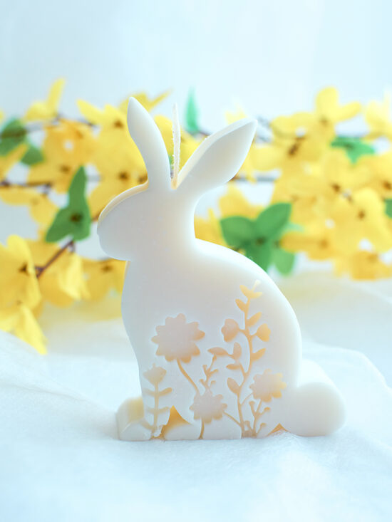 Natūrali sojų vaško žvakė „Pavasario zuikis“